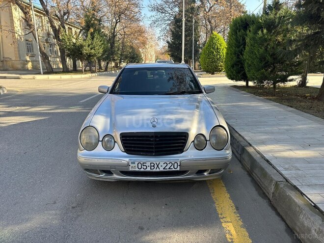 Mercedes E 220 2002, 385,000 km - 2.2 l - Mingəçevir
