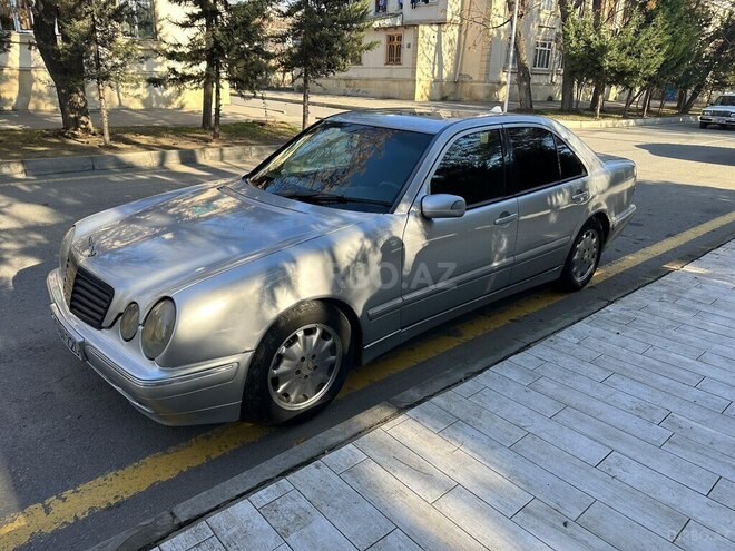 Mercedes E 220 2002, 385,000 km - 2.2 l - Mingəçevir