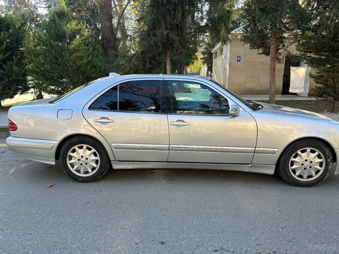 Mercedes E 220 2002, 385,000 km - 2.2 l - Mingəçevir