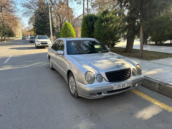 Mercedes E 220 2002, 385,000 km - 2.2 l - Mingəçevir