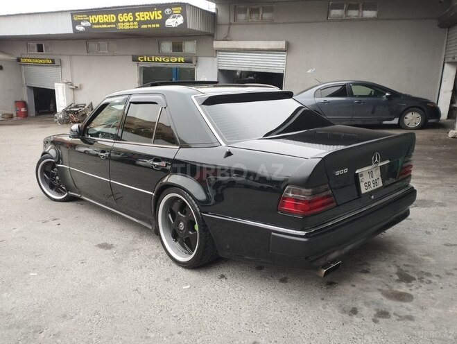 Mercedes E 250 1994, 555,550 km - 2.5 л - Bakı