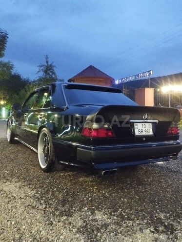 Mercedes E 250 1994, 555,550 km - 2.5 л - Bakı