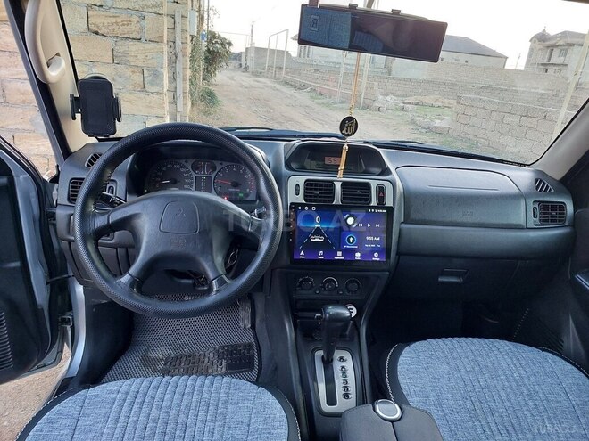 Mitsubishi Pajero io 2004, 301,063 km - 2.0 л - Bakı