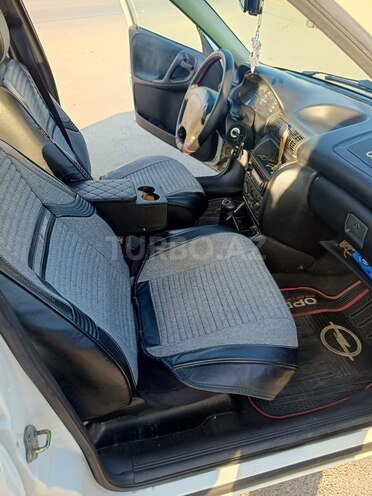 Opel Astra 1995, 425,000 km - 1.6 l - Bakı