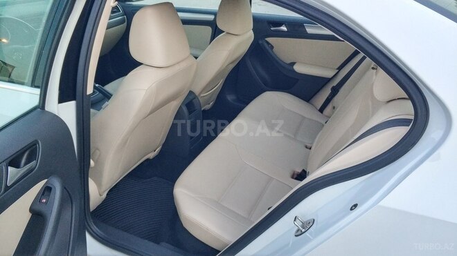 Volkswagen Jetta 2017, 123,919 km - 1.4 l - Bakı