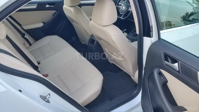Volkswagen Jetta 2017, 123,919 km - 1.4 l - Bakı