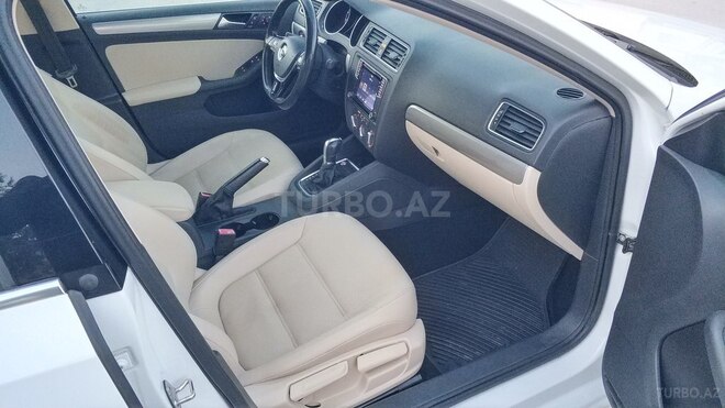 Volkswagen Jetta 2017, 123,919 km - 1.4 l - Bakı
