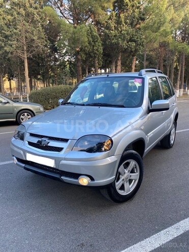 Chevrolet Niva 2018, 9,243 km - 1.7 l - Bakı