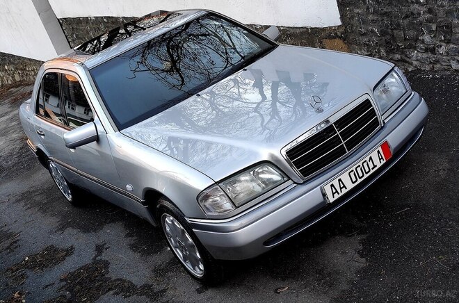 Mercedes C 200 1997, 246,000 km - 2.0 l - Şəki
