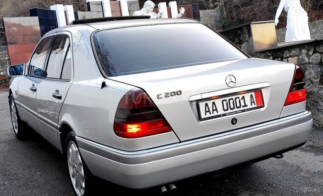 Mercedes C 200 1997, 246,000 km - 2.0 l - Şəki