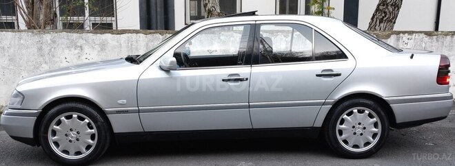 Mercedes C 200 1997, 246,000 km - 2.0 l - Şəki