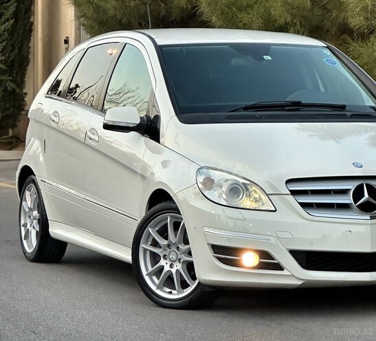 Mercedes B 180 2008, 77,000 km - 1.7 l - Bakı