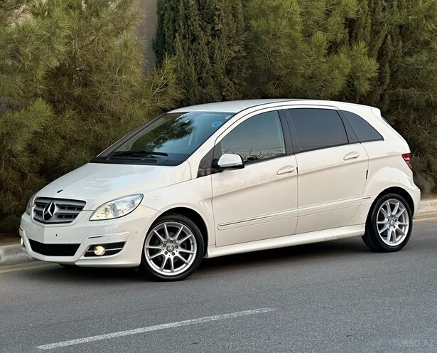 Mercedes B 180 2008, 77,000 km - 1.7 l - Bakı