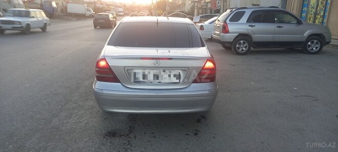 Mercedes C 240 2001, 400,000 km - 2.4 л - Bakı