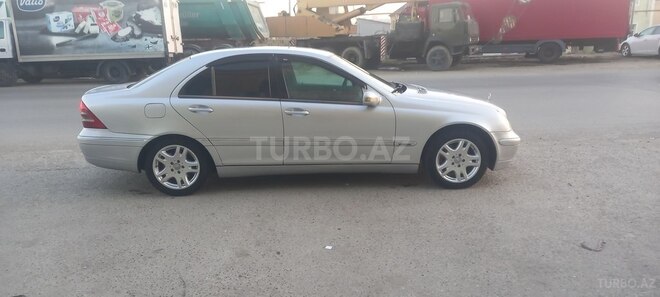 Mercedes C 240 2001, 400,000 km - 2.4 л - Bakı