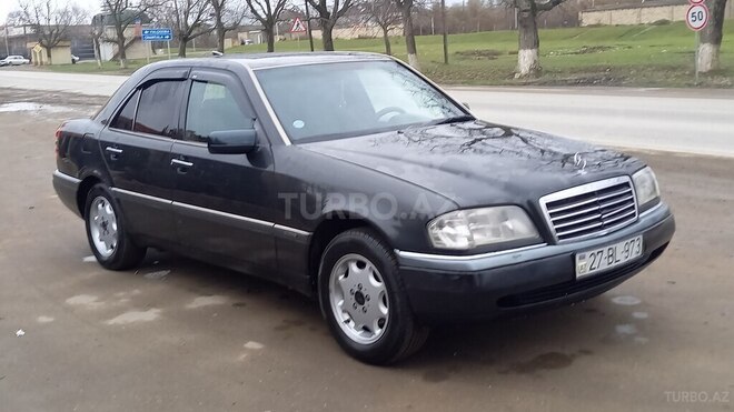 Mercedes C 180 1994, 392,000 km - 1.8 l - Xudat