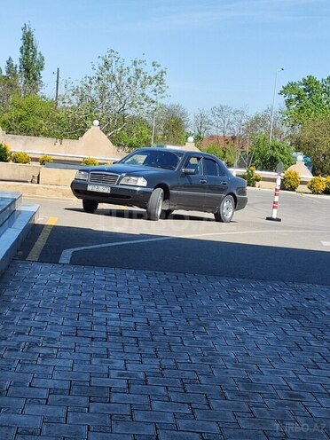 Mercedes C 180 1994, 392,000 km - 1.8 l - Xudat