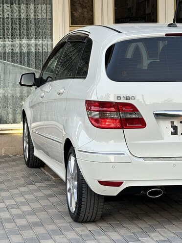 Mercedes B 170 2008, 77,000 km - 1.7 l - Bakı