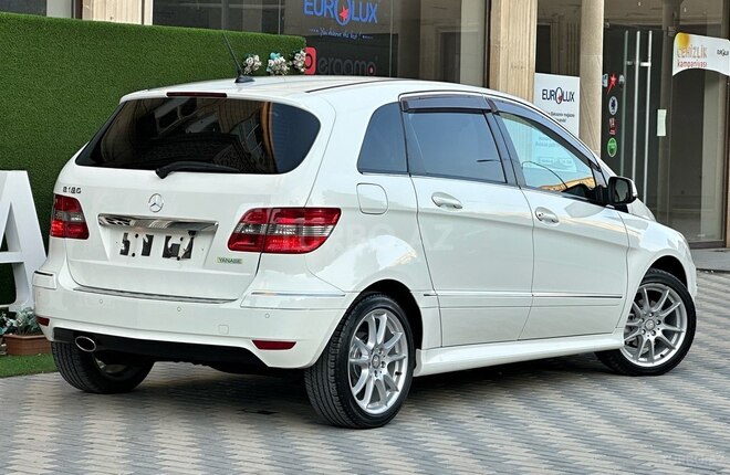 Mercedes B 170 2008, 77,000 km - 1.7 l - Bakı