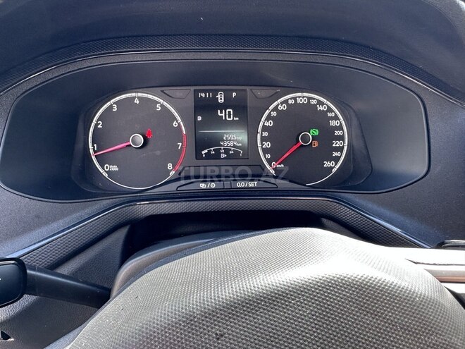 Volkswagen Polo 2022, 44,200 km - 1.6 l - Bakı
