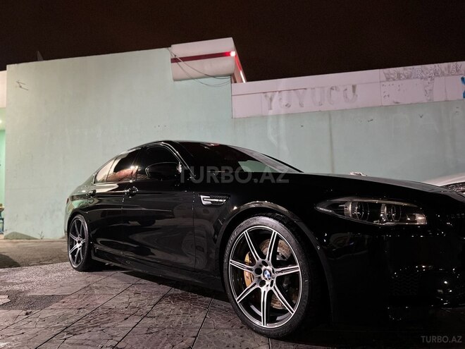 BMW M5 2014, 75,000 km - 4.4 l - Bakı