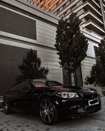 BMW M5 2014, 75,000 km - 4.4 l - Bakı