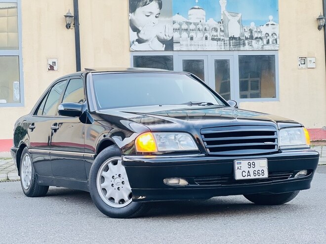 Mercedes C 230 2000, 182,668 km - 2.3 л - İmişli