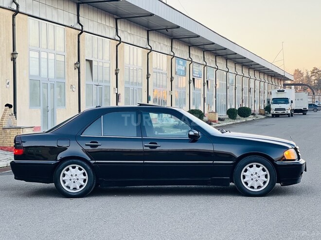 Mercedes C 230 2000, 182,668 km - 2.3 л - İmişli