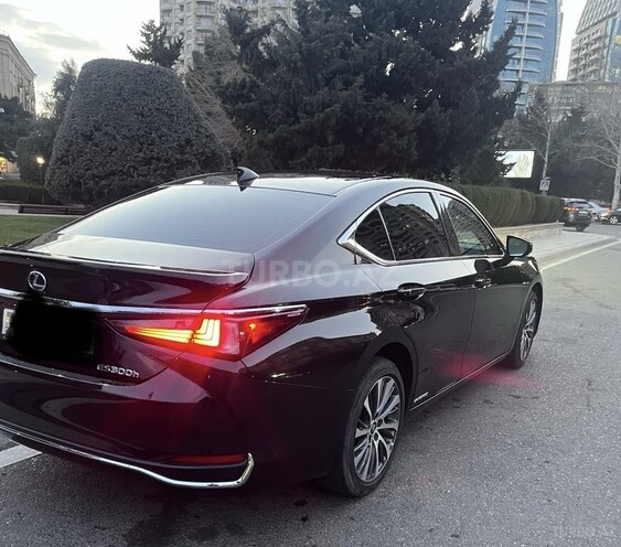 Lexus ES 300h