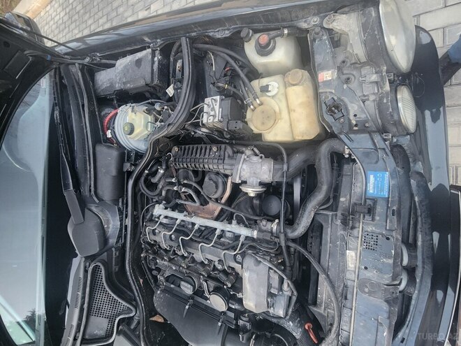 Mercedes E 270 2001, 32,500 km - 2.7 l - Şamaxı