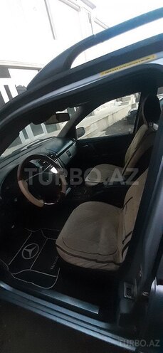 Mercedes ML 320 2002, 250,000 km - 3.2 л - Lerik