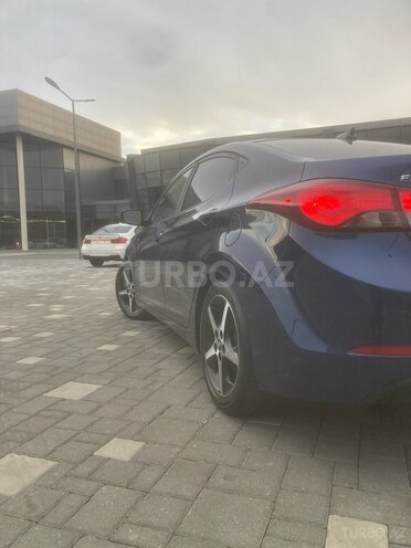 Hyundai Elantra 2015, 154,497 km - 1.8 l - Bakı