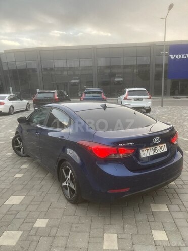 Hyundai Elantra 2015, 154,497 km - 1.8 l - Bakı