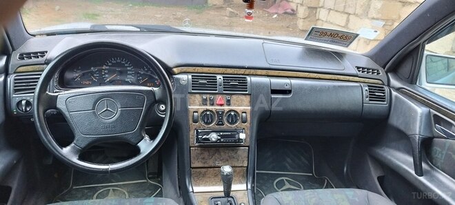 Mercedes E 230 1996, 593,542 km - 2.3 l - Bakı
