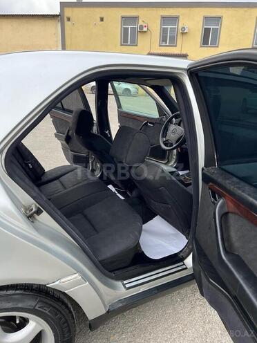 Mercedes C 180 1997, 319,000 km - 1.8 л - Bakı