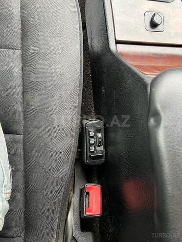 Mercedes C 180 1997, 319,000 km - 1.8 л - Bakı