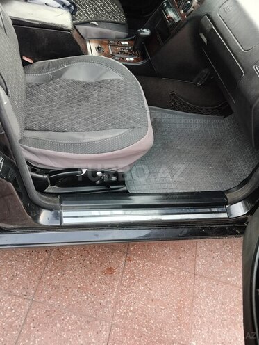 Mercedes C 220 1999, 240,000 km - 2.2 л - Bakı