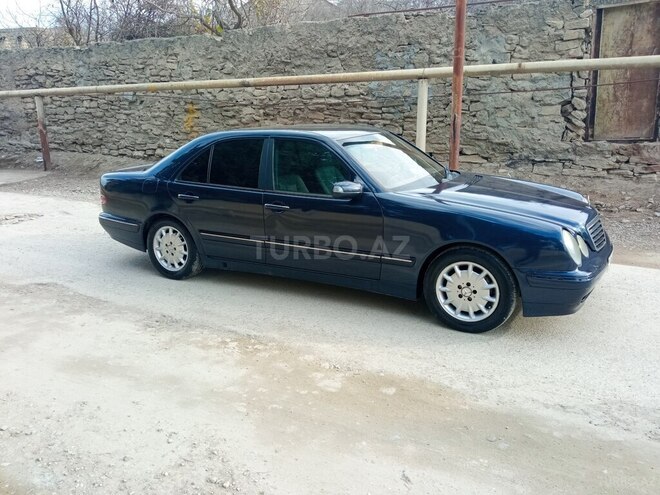 Mercedes E 220 2001, 211,325 km - 2.2 л - Bakı