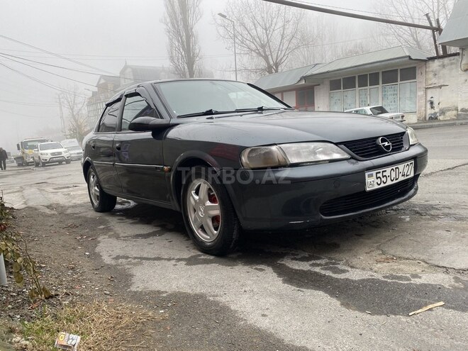 Opel Vectra 1996, 256,423 km - 1.8 l - Şəki