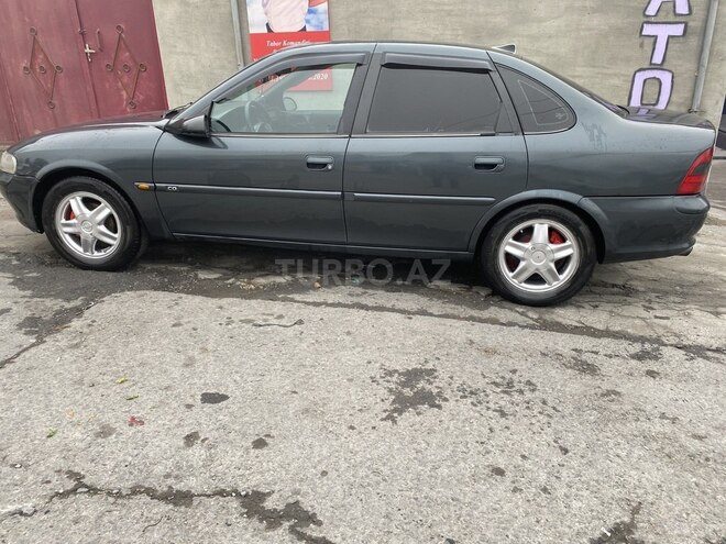 Opel Vectra 1996, 256,423 km - 1.8 l - Şəki
