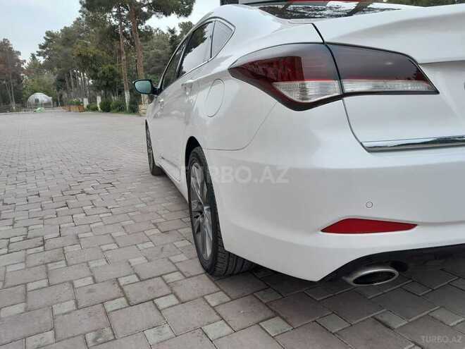 Hyundai i40 2014, 240,000 km - 2.0 l - Şirvan