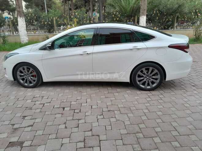 Hyundai i40 2014, 240,000 km - 2.0 l - Şirvan