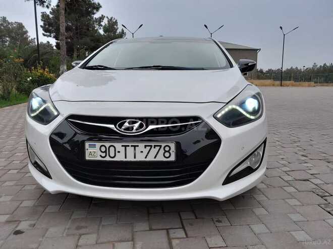 Hyundai i40 2014, 240,000 km - 2.0 l - Şirvan