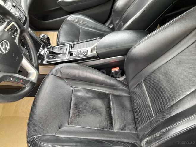 Hyundai i40 2014, 240,000 km - 2.0 l - Şirvan