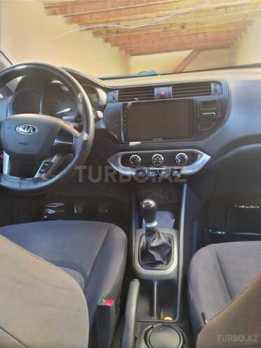 Kia Rio 2013, 244,000 km - 1.2 л - Şəki