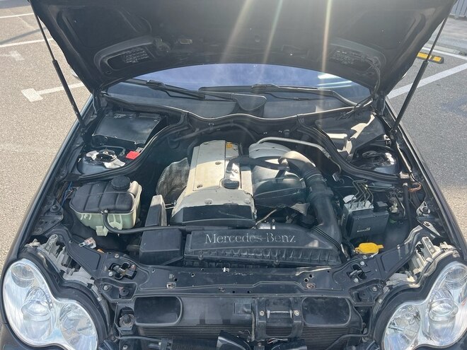Mercedes C 200 2002, 338,000 km - 2.0 l - Bakı