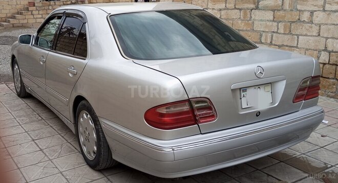 Mercedes E 230 1996, 385,000 km - 2.3 л - Bərdə