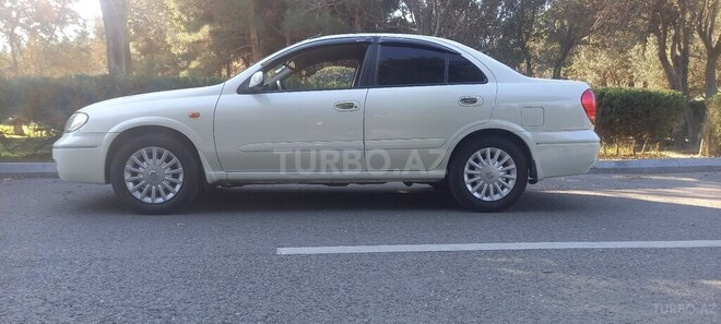 Nissan Sunny 2006, 340,000 km - 1.6 l - Bakı