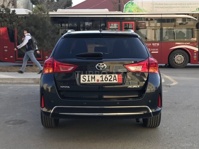 Toyota Corolla 2014, 196,114 km - 1.4 l - Bakı
