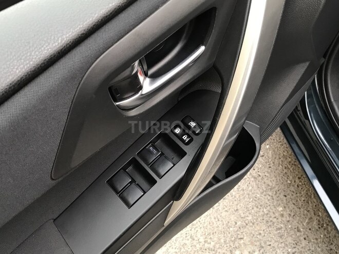 Toyota Corolla 2014, 196,114 km - 1.4 l - Bakı